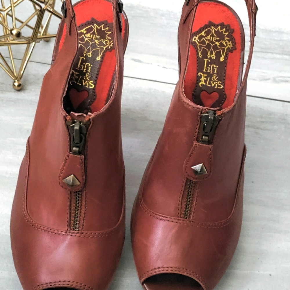 Fifi & Elvis heels